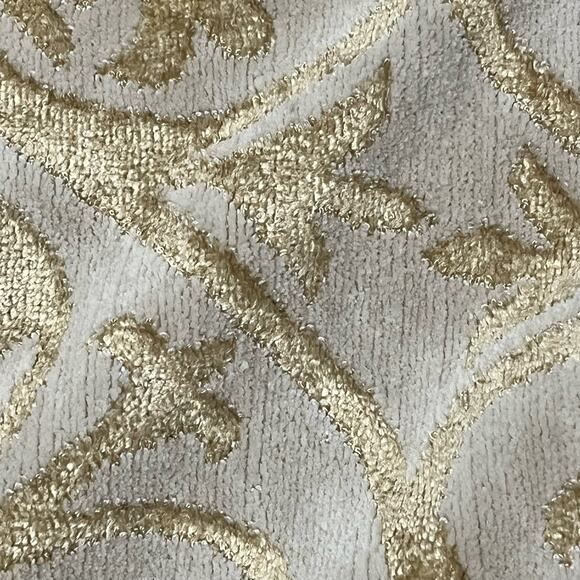 TerriSol Made in Brazil by Karsten Vintage Embroidered Bath Towel - Picture 8 of 10